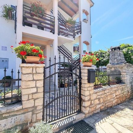 Marinela Studio Novigrad Istria Eksteriør bilde